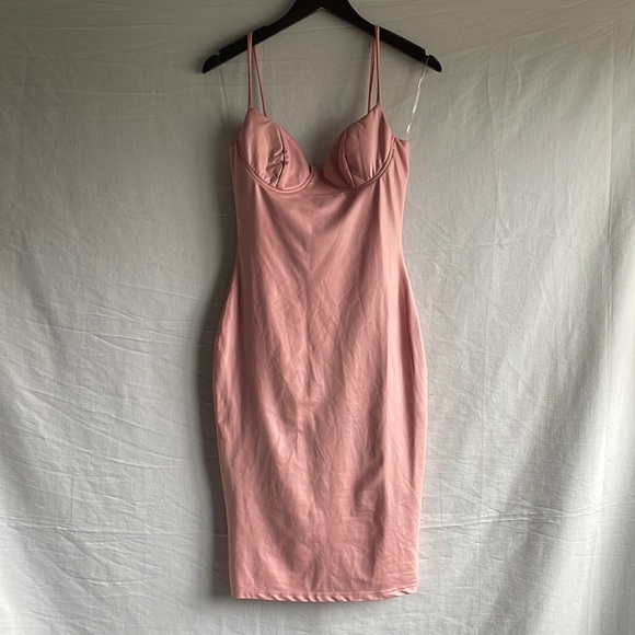 COPY - Fashion Nova Dress - Picture 1 of 6